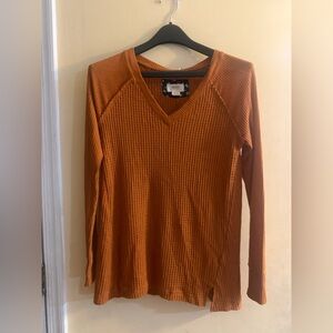 Maeve by Anthropologie Pearson Waffle Knit Top in a rust, xs